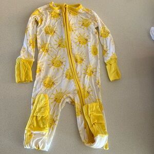 Little Sleepies sunshine convertible zippie 6-12 months